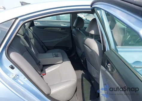 2013 Hyundai Sonata Hybrid Limited z USA, uszkodzony, nr VIN KMHEC4A47DA050346